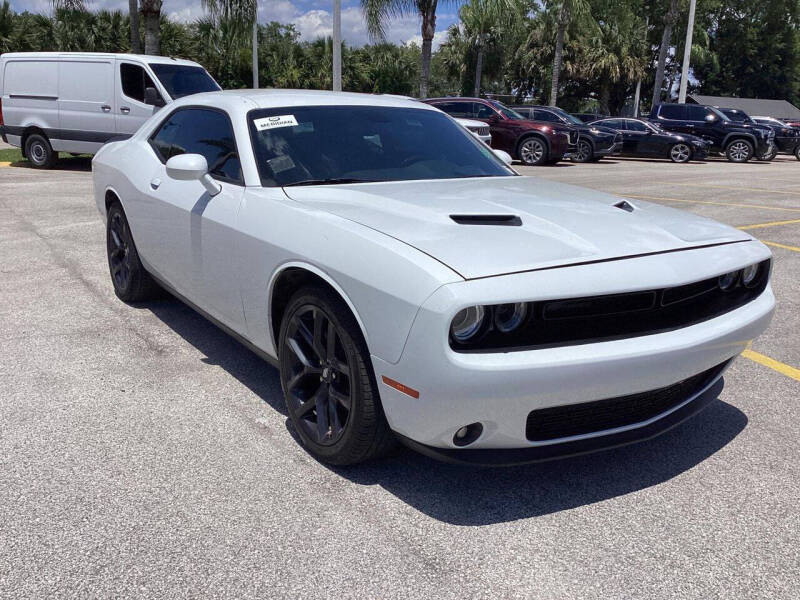 2021 Dodge Challenger SXT