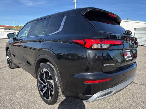 2025 Mitsubishi Outlander PHEV SE