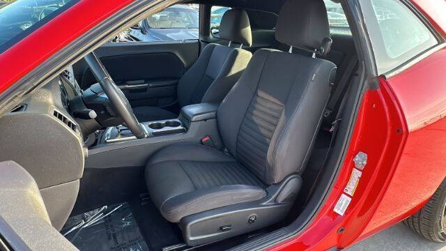 2014 Dodge Challenger SXT