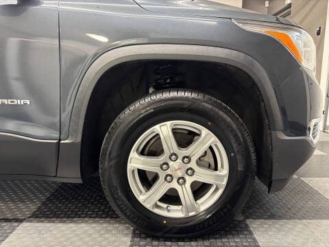 2019 GMC Acadia SLE-1