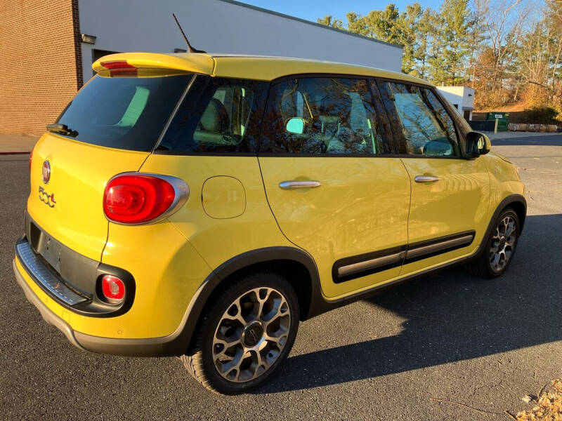 2014 FIAT 500L Trekking photo 2