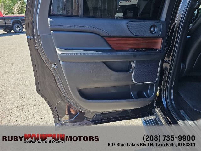 2021 Lincoln Navigator L Standard