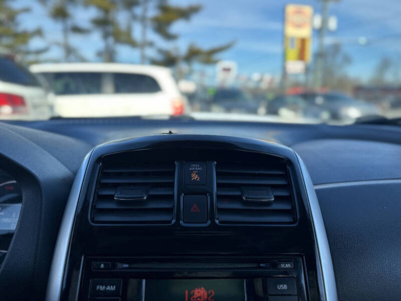 2015 Nissan Versa Note SV