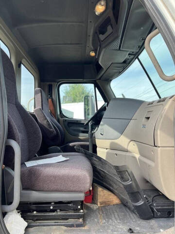 2015 Freightliner Cascadia