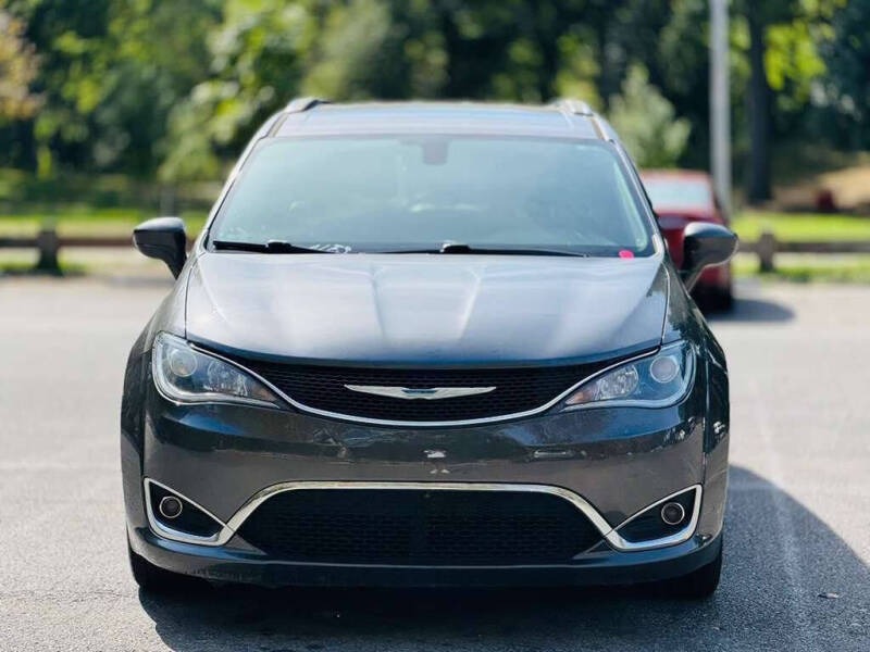 2018 Chrysler Pacifica Touring L Plus