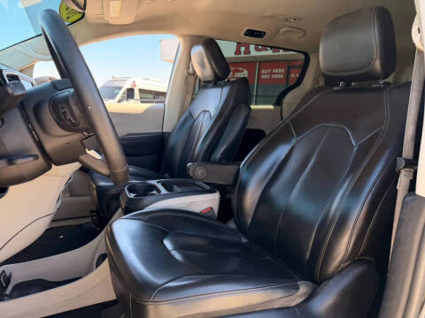 2021 Chrysler Voyager LXi