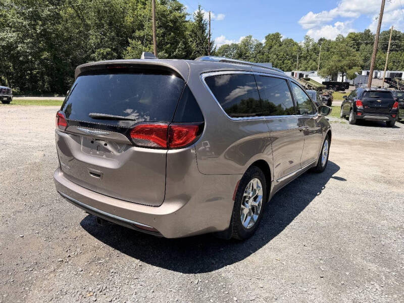 2018 Chrysler Pacifica Touring L