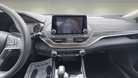 2024 Nissan Altima 2.5 SV