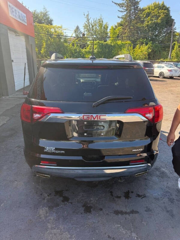 2018 GMC Acadia Denali