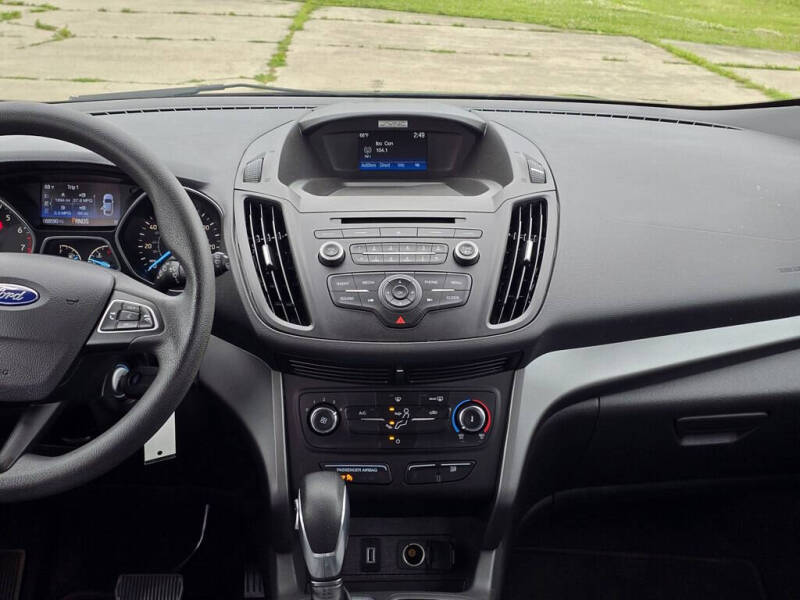 2017 Ford Escape S
