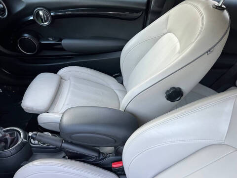 2015 MINI Hardtop 2 Door Cooper S