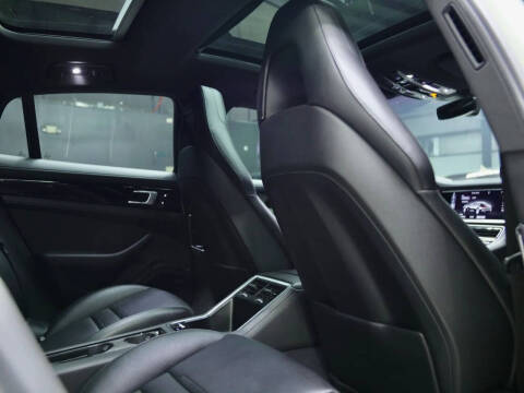 2017 Porsche Panamera