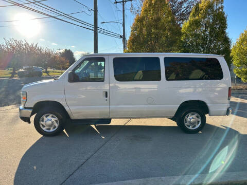 2009 Ford E-Series E-350 SD XLT