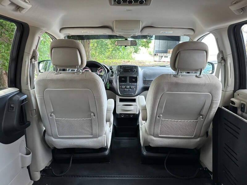 2015 Dodge Grand Caravan American Value Package