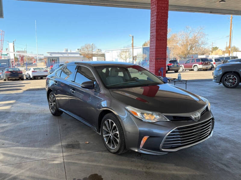 2018 Toyota Avalon XLE