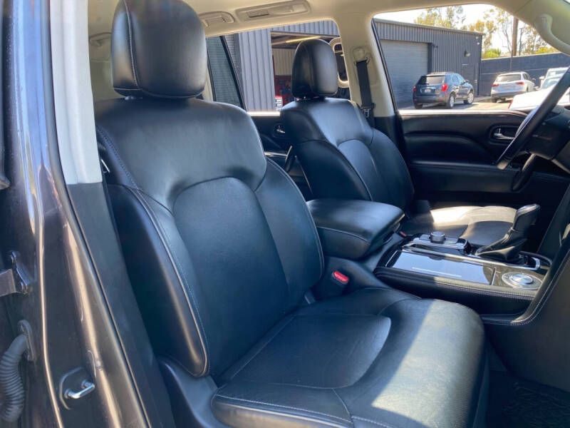 2023 Infiniti QX80 Luxe