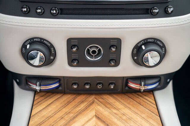 2015 Rolls-Royce Wraith 28