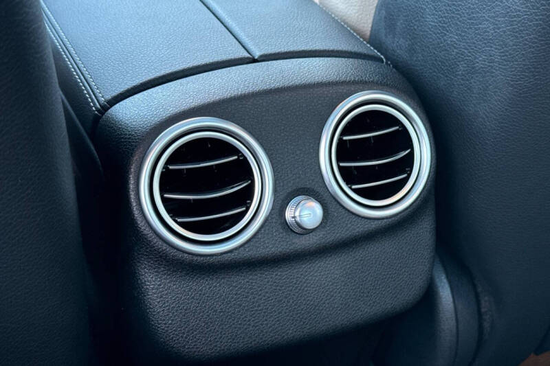 2021 Mercedes-Benz C-Class C 300