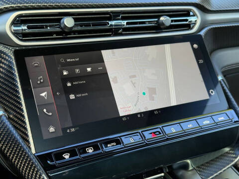 2025 Aston Martin Vanquish