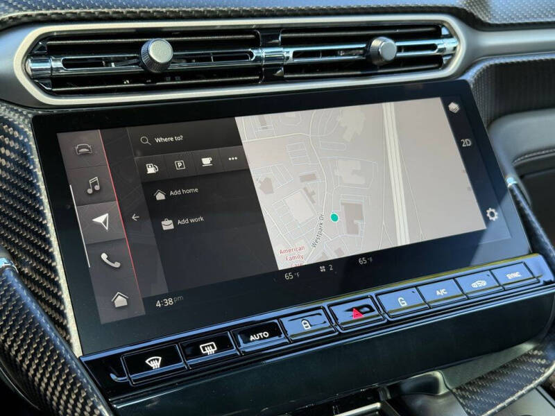 2025 Aston Martin Vanquish