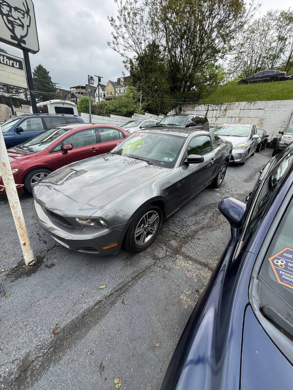 2012 Ford Mustang V6 Premium