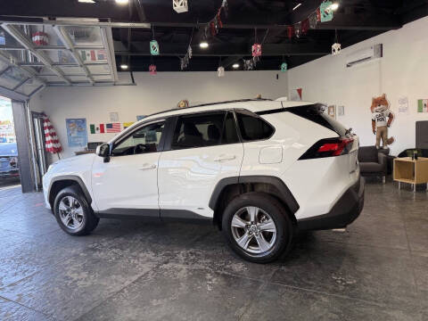 2023 Toyota RAV4 Hybrid XLE