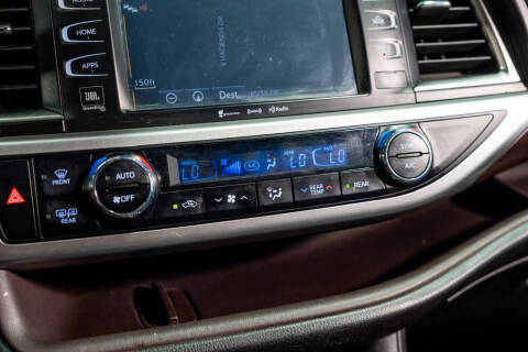 2016 Toyota Highlander