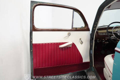 1948 Ford Deluxe