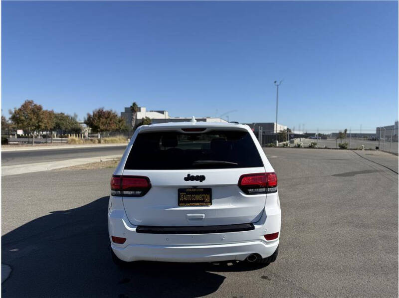 2017 Jeep Grand Cherokee Altitude