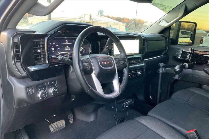 2024 GMC Sierra 3500HD