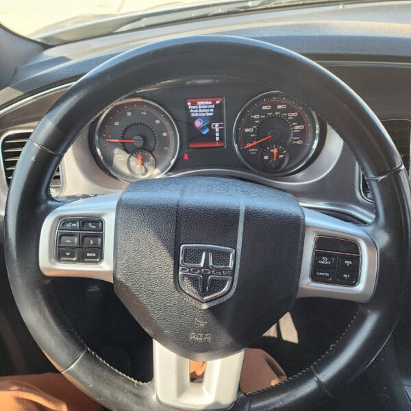 2012 Dodge Charger SXT