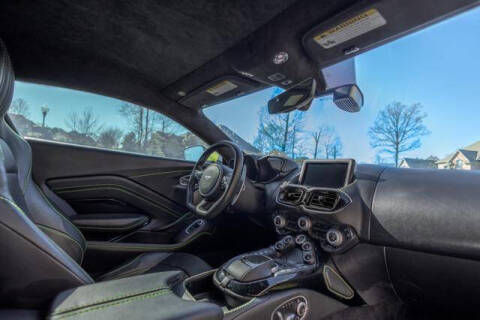 2020 Aston Martin Vantage