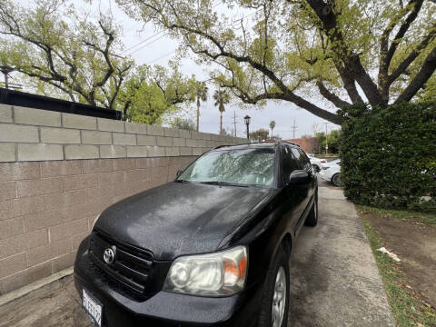 2005 Toyota Highlander for sale at 626 Autos in Van Nuys CA