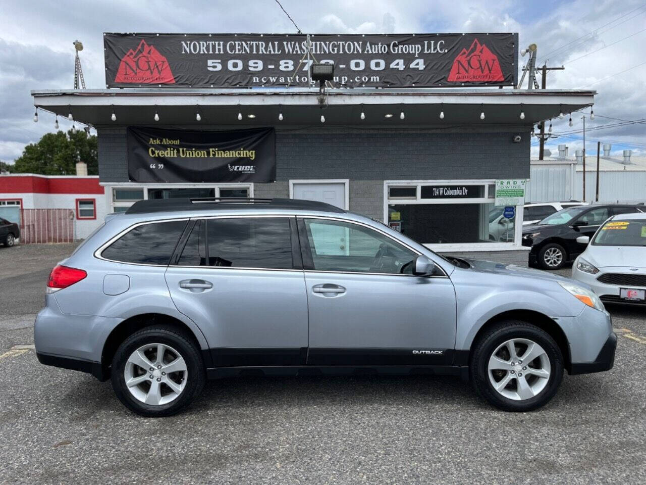 2014 Subaru Outback for sale at NCW AUTO GROUP in Kennewick, WA