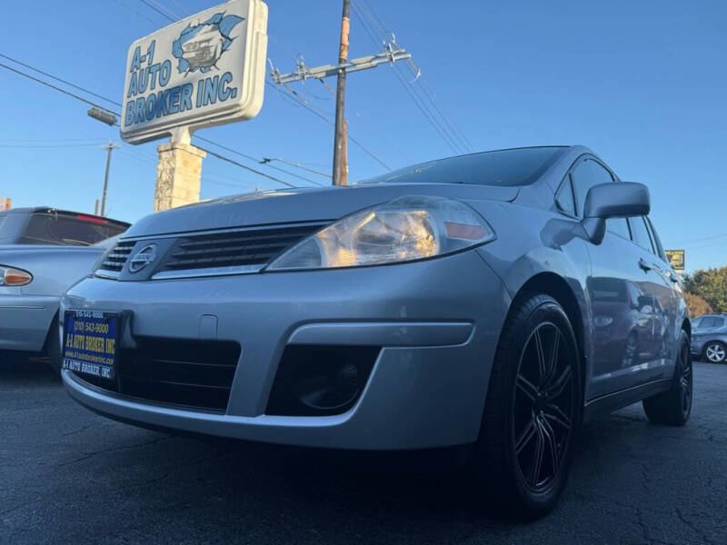 2009 Nissan Versa 1.8 S