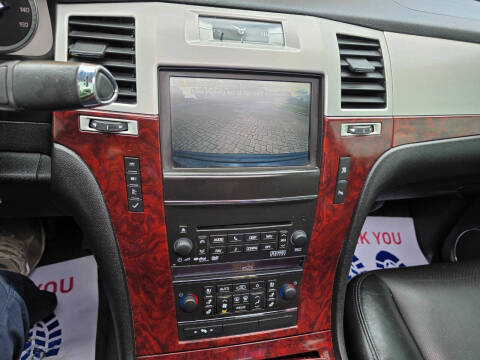 2011 Cadillac Escalade