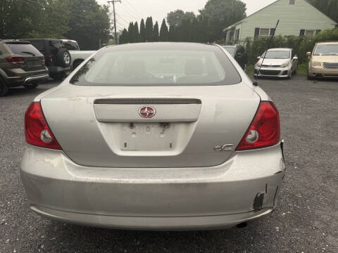 2005 Scion tC
