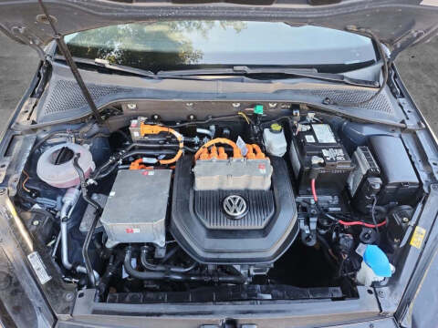 2016 Volkswagen e-Golf SE