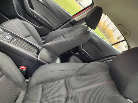 2017 Mazda MAZDA3 Sport