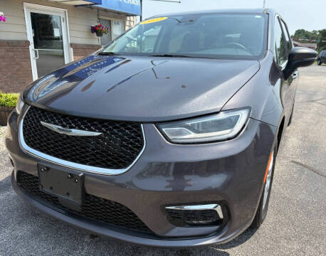 2023 Chrysler Pacifica Touring L