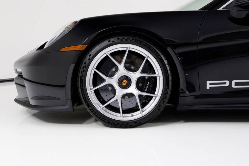 2024 Porsche 911 S/T