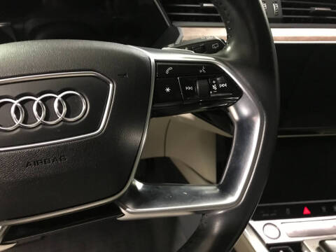 2019 Audi e-tron quattro Prestige