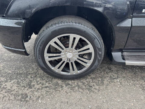 2004 Cadillac Escalade