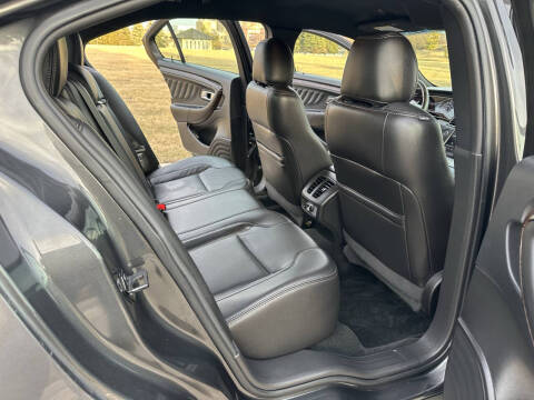 2016 Ford Taurus Limited