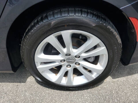 2017 Chrysler 200 Limited