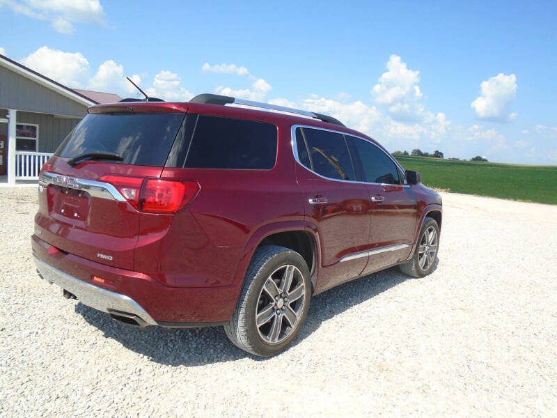 2017 GMC Acadia Denali