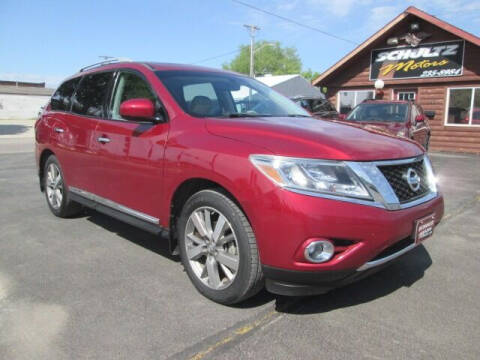 2015 Nissan Pathfinder for sale at SCHULTZ MOTORS in Fairmont MN
