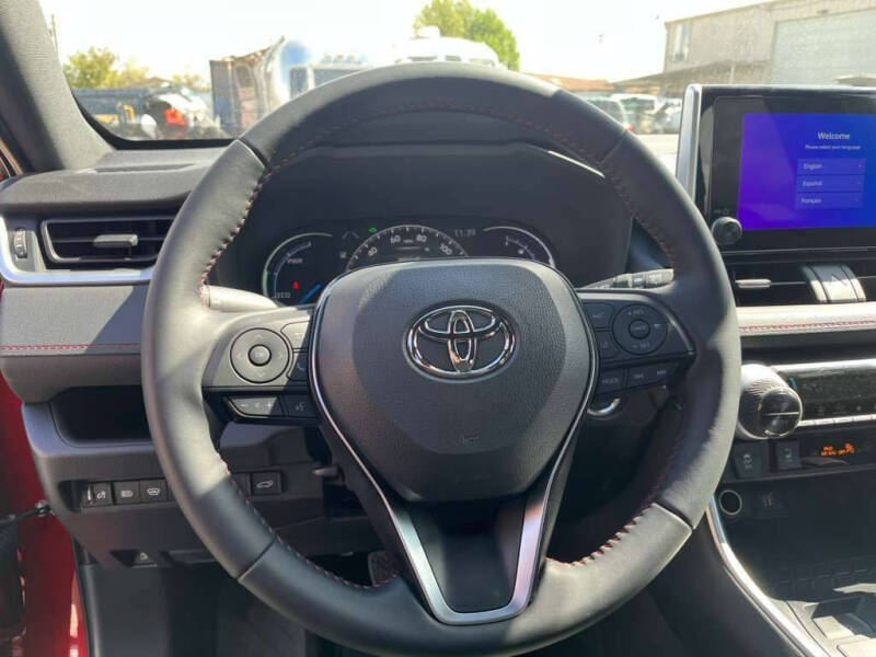 2024 Toyota RAV4 Prime SE