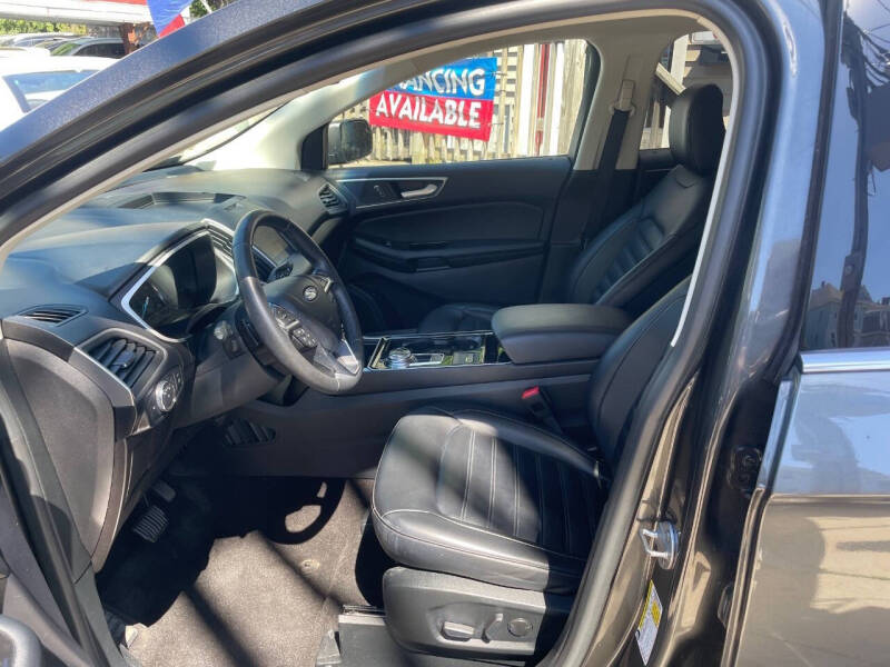 2020 Ford Edge SEL