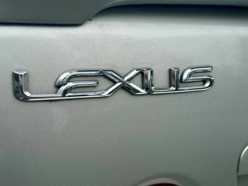 2002 Lexus IS 300